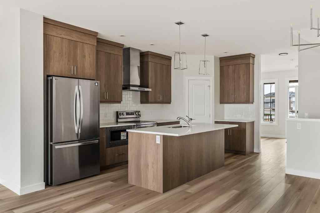 MLS® A2236992 - 1006 Chinook Winds Meadow SW in Chinook Gate Airdrie, Residential