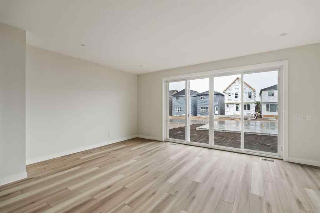 MLS® A2236992 - 1006 Chinook Winds Meadow SW in Chinook Gate Airdrie, Residential