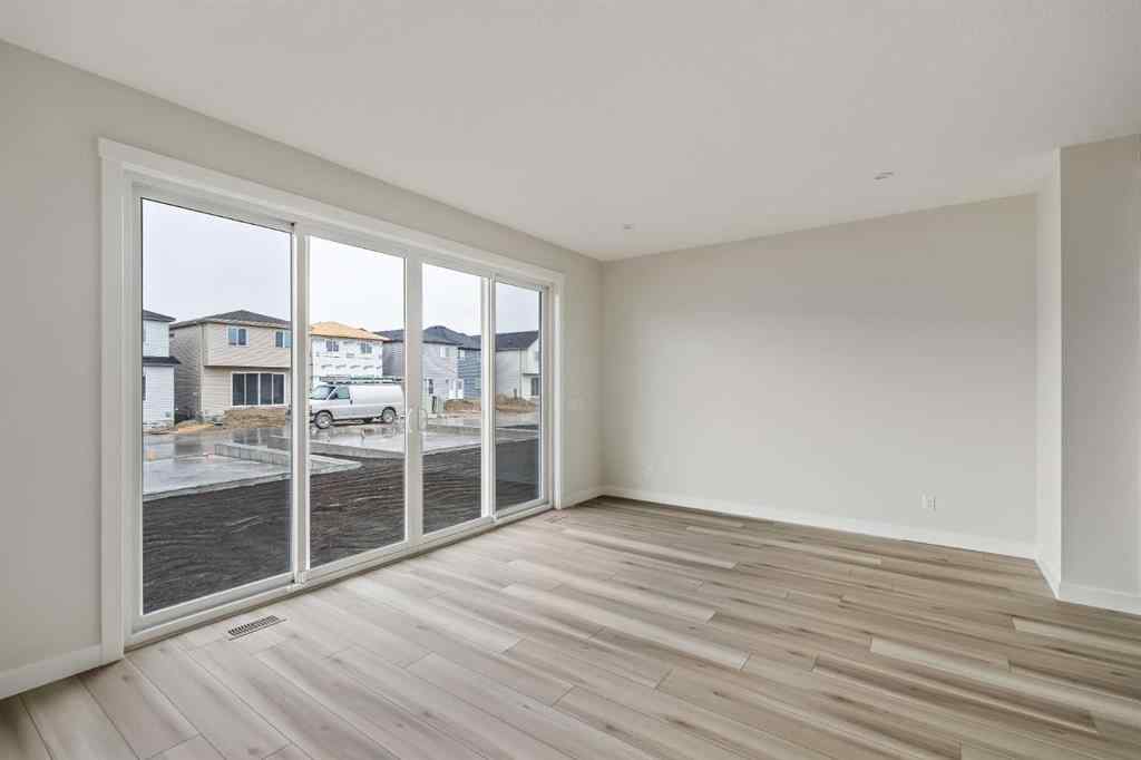 MLS® A2236992 - 1006 Chinook Winds Meadow SW in Chinook Gate Airdrie, Residential