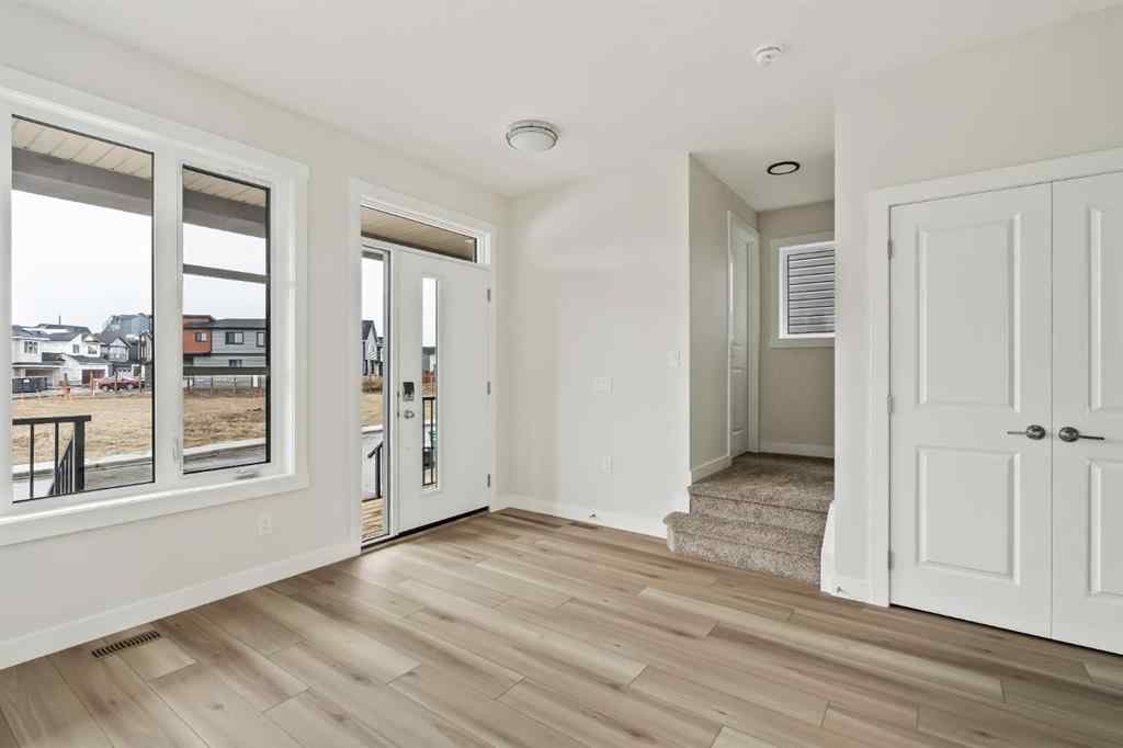 MLS® A2236992 - 1006 Chinook Winds Meadow SW in Chinook Gate Airdrie, Residential