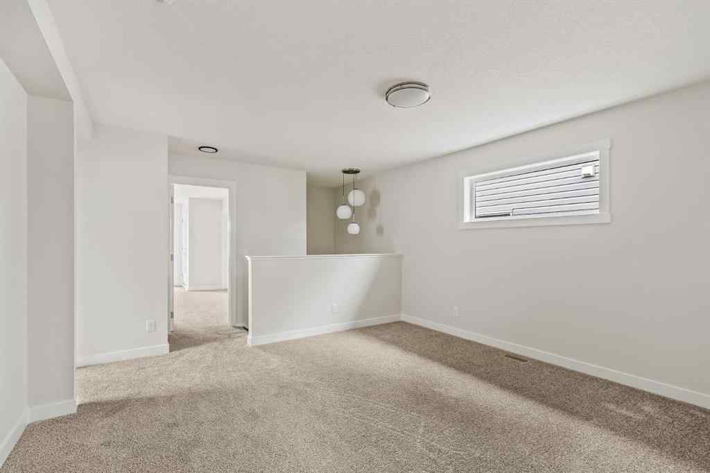 MLS® A2236992 - 1006 Chinook Winds Meadow SW in Chinook Gate Airdrie, Residential