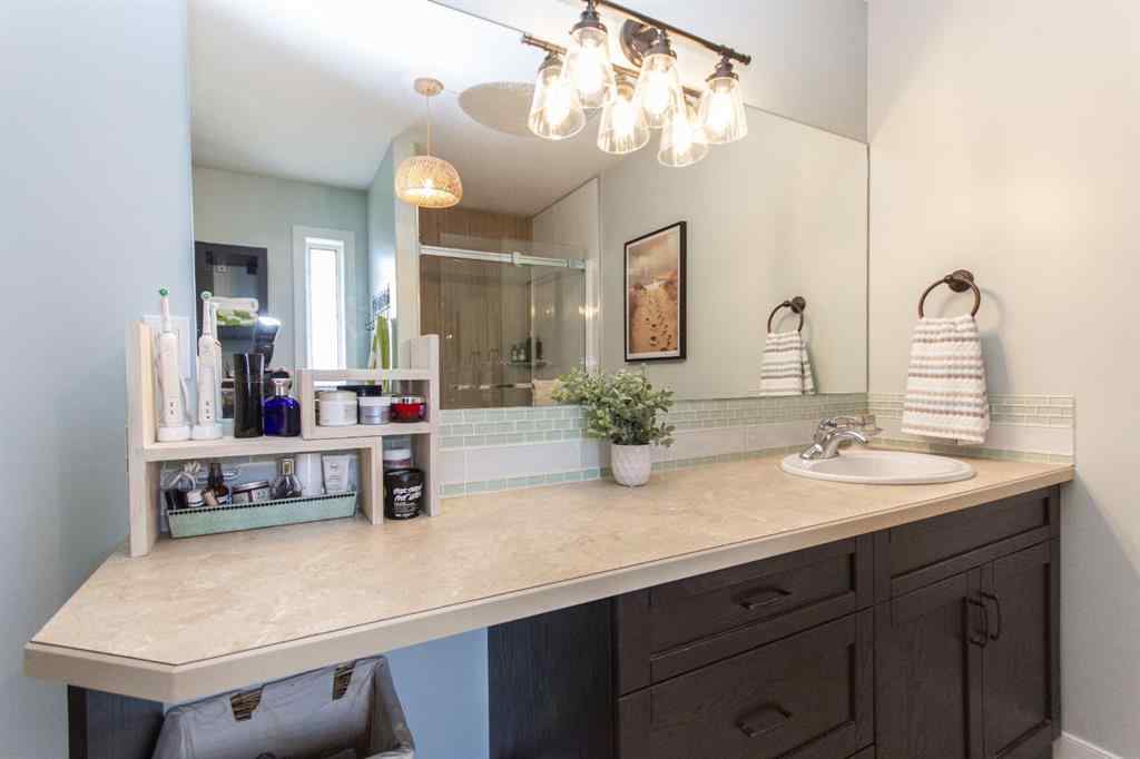 MLS® A2237030 - 152 Iverson Close  in Inglewood West Red Deer, Residential