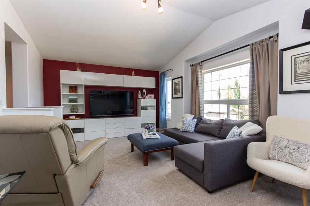 MLS® A2237030 - 152 Iverson Close  in Inglewood West Red Deer, Residential