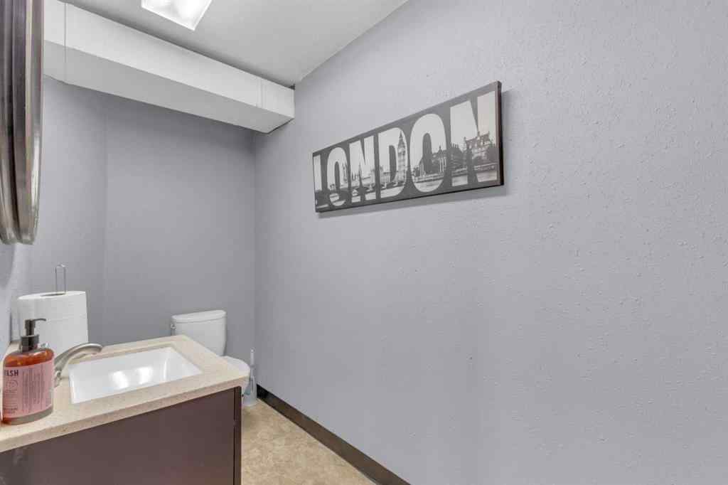 MLS® A2237046 - 3620 67 Street   in Southwest Industrial Park Ponoka, Commercial