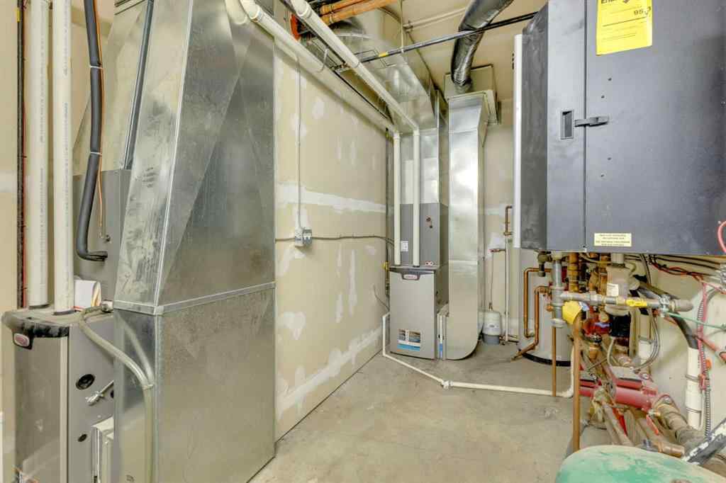 MLS® A2237046 - 3620 67 Street   in Southwest Industrial Park Ponoka, Commercial