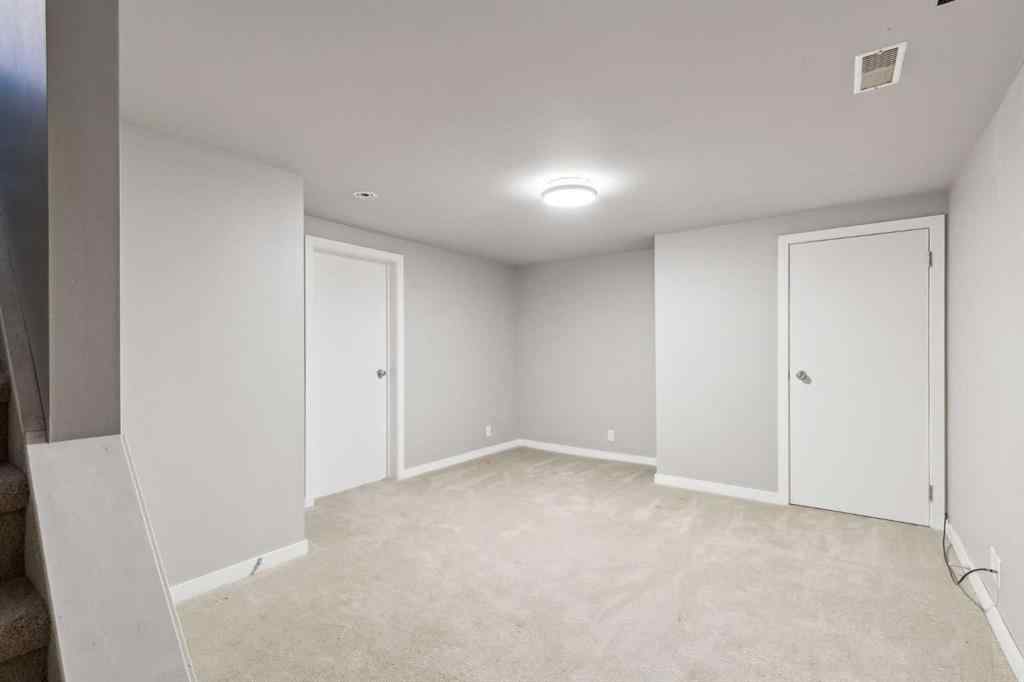 MLS® A2237047 - 608 32 Avenue NE in Winston Heights/Mountview Calgary, Residential