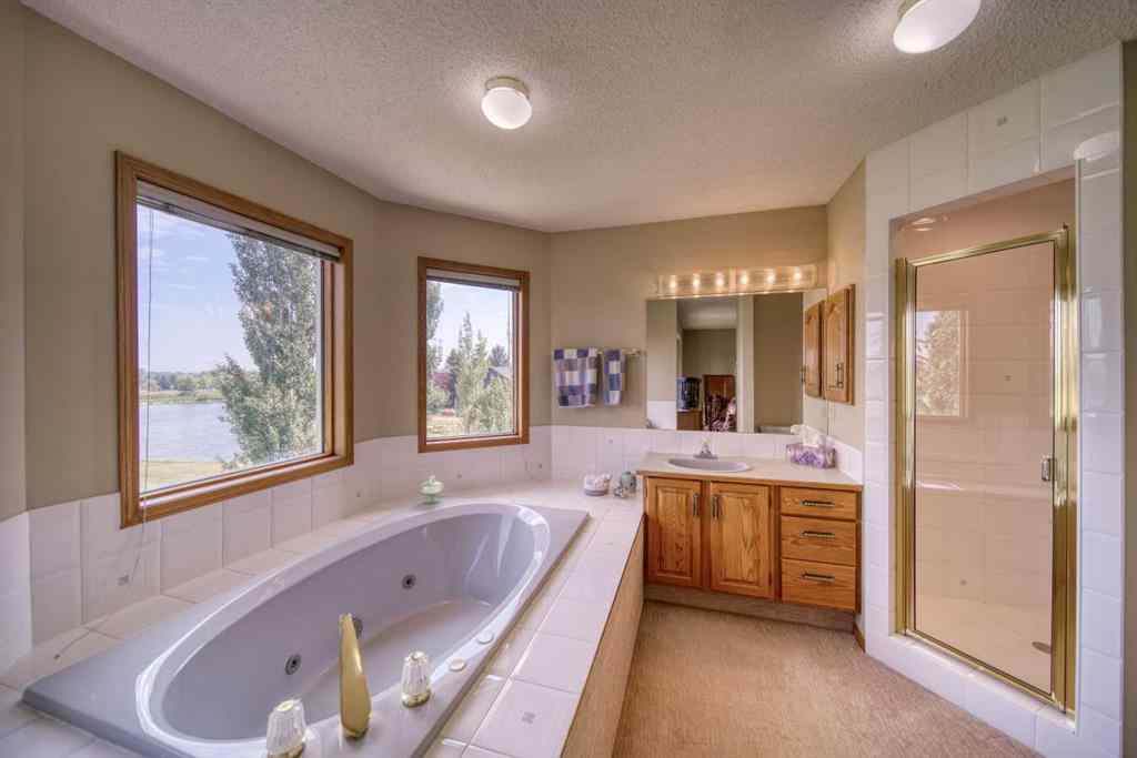 MLS® A2237070 - 214 Lakeside Greens Place  in Lakeside Greens Chestermere, Residential