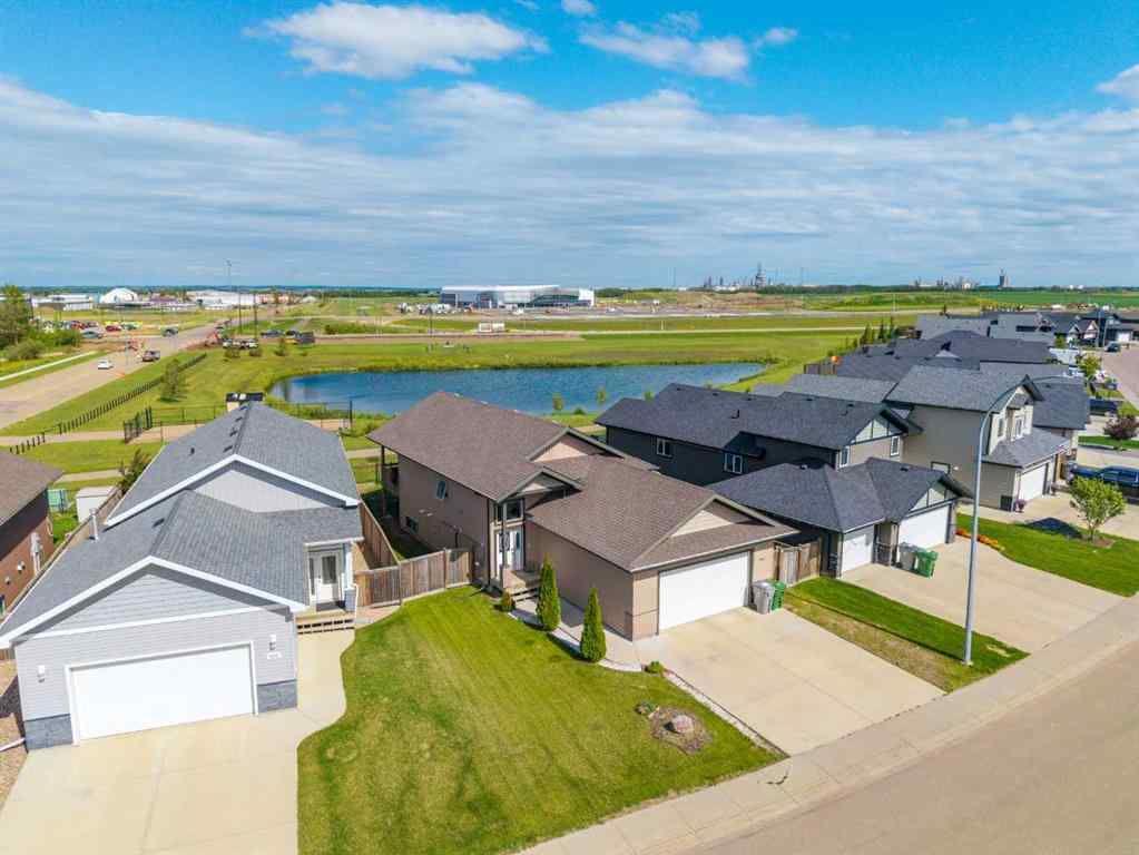 MLS® A2237075 - 4007 41 Avenue  in Larsen Grove Lloydminster, Residential