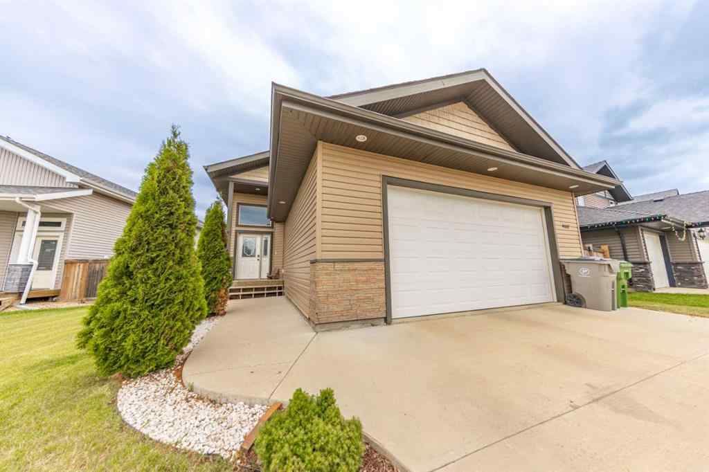 MLS® A2237075 - 4007 41 Avenue  in Larsen Grove Lloydminster, Residential