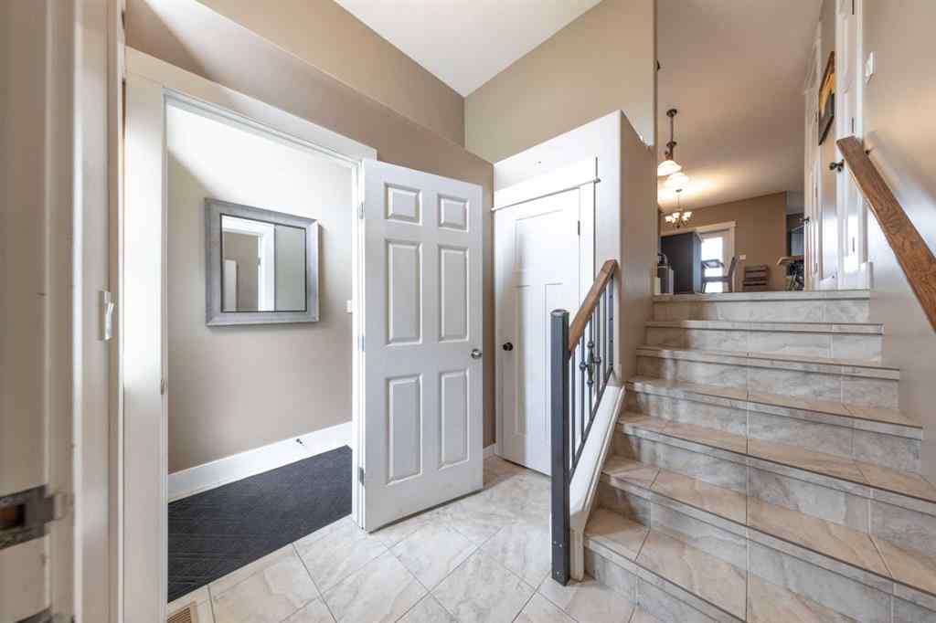 MLS® A2237075 - 4007 41 Avenue  in Larsen Grove Lloydminster, Residential