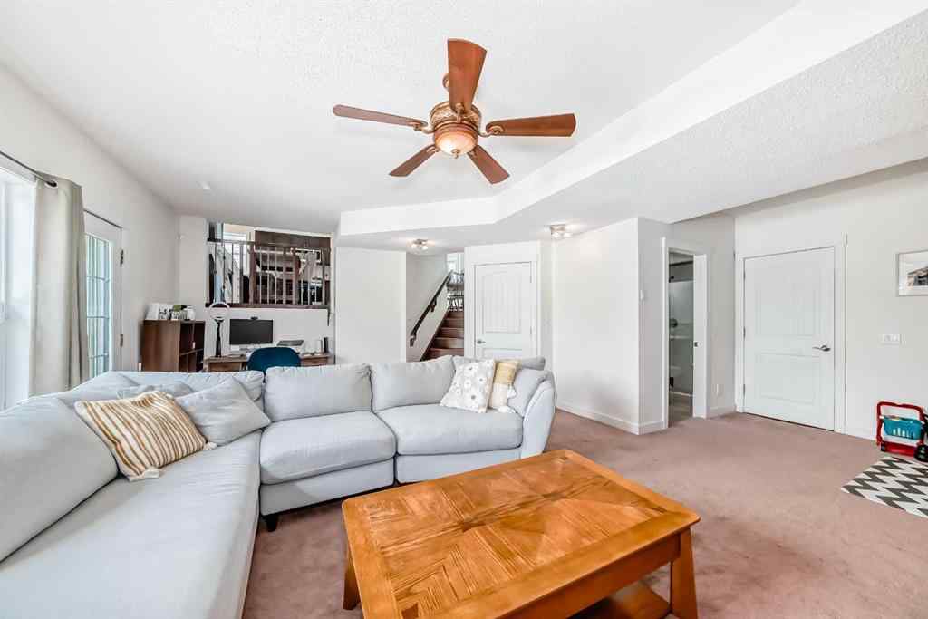 MLS® A2237084 - 60 Sunlake Road SE in Sundance Calgary, Residential
