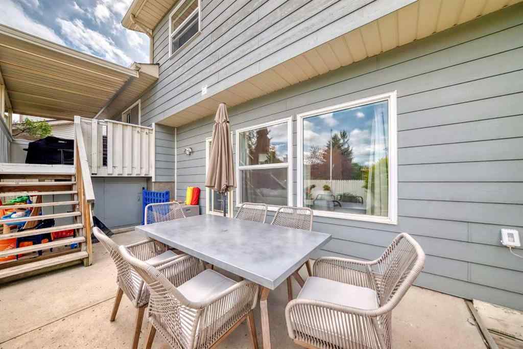 MLS® A2237084 - 60 Sunlake Road SE in Sundance Calgary, Residential