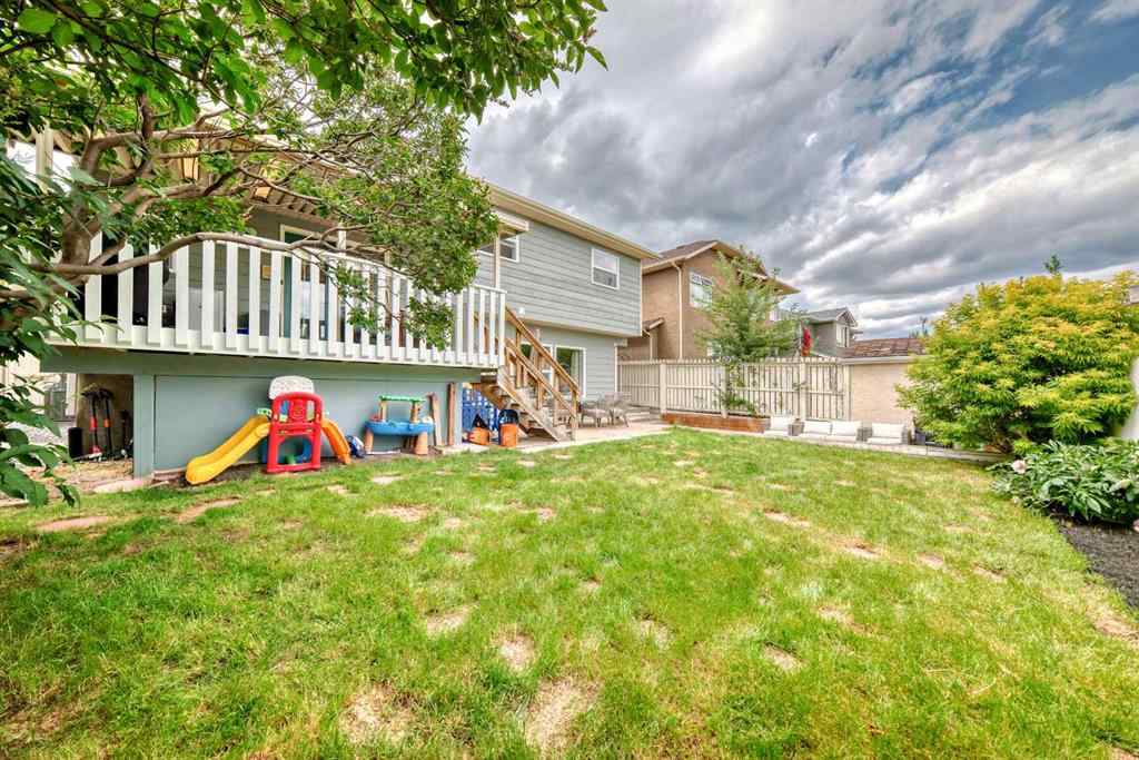 MLS® A2237084 - 60 Sunlake Road SE in Sundance Calgary, Residential