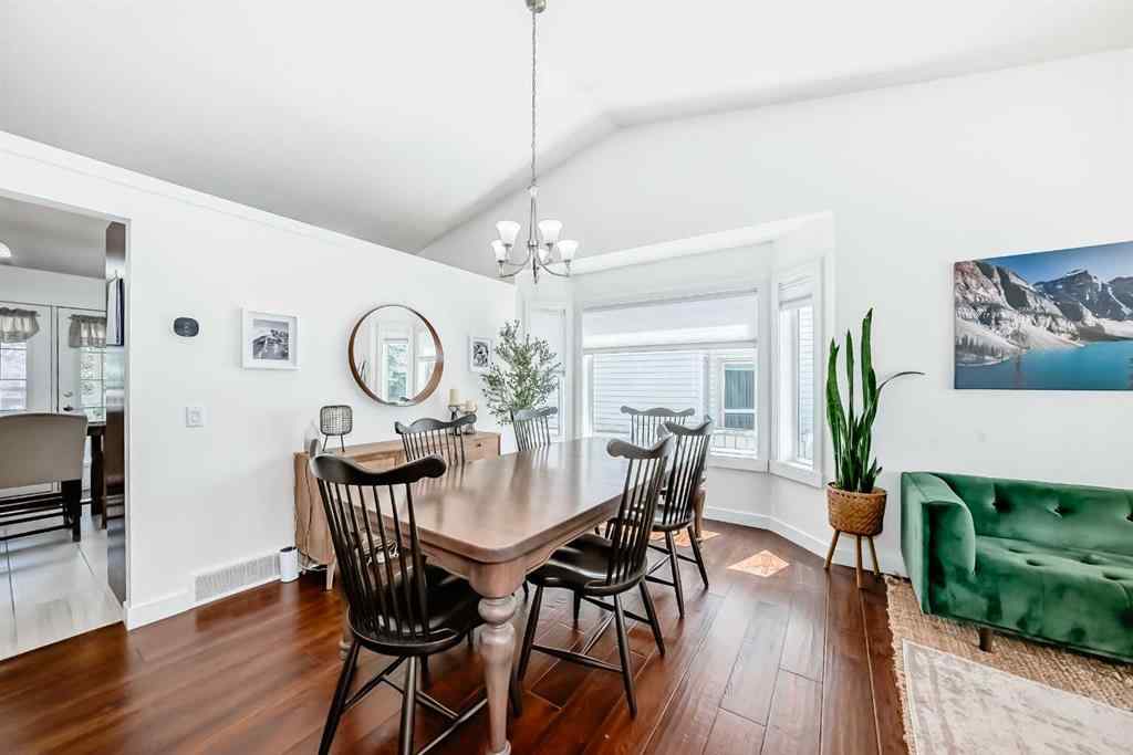 MLS® A2237084 - 60 Sunlake Road SE in Sundance Calgary, Residential