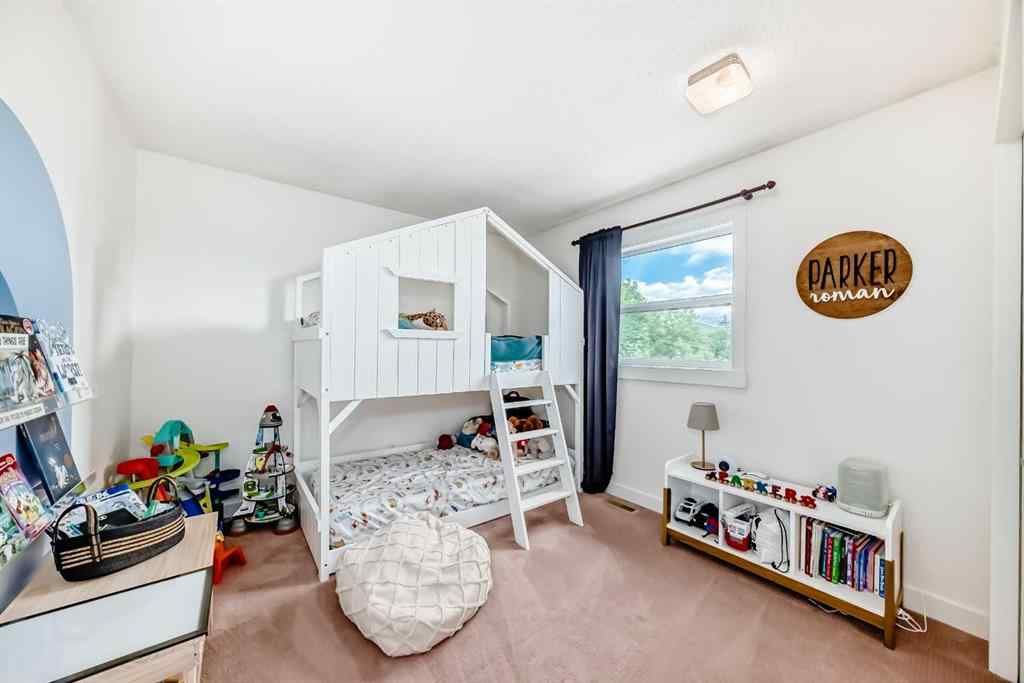 MLS® A2237084 - 60 Sunlake Road SE in Sundance Calgary, Residential