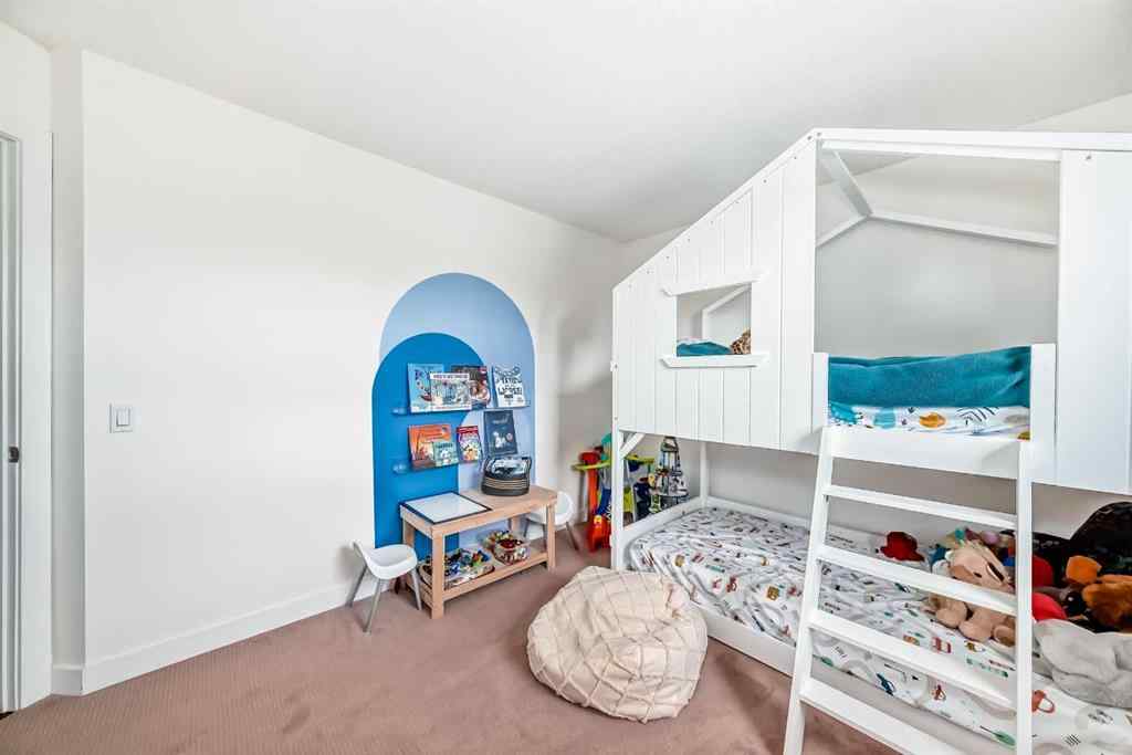 MLS® A2237084 - 60 Sunlake Road SE in Sundance Calgary, Residential