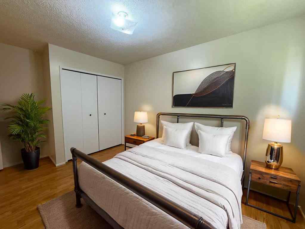MLS® A2237092 - 4206, 4208 44 Street   in Riverside Ponoka, Residential