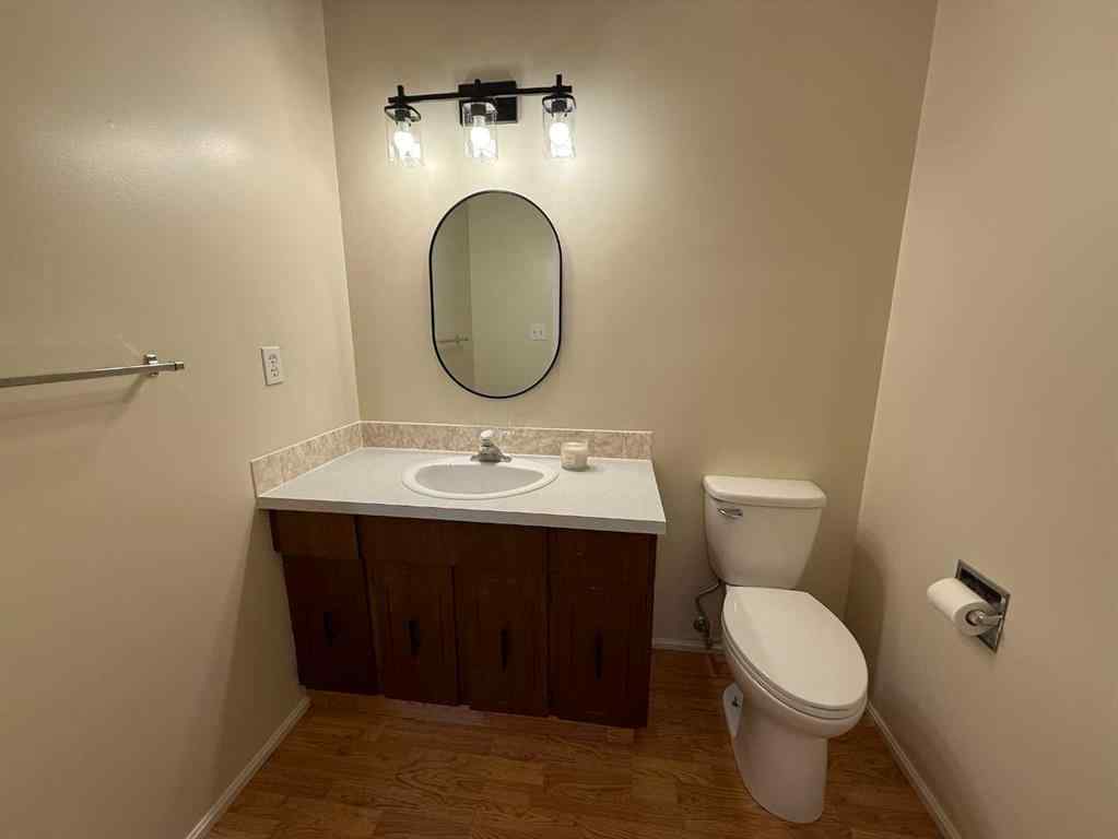 MLS® A2237092 - 4206, 4208 44 Street   in Riverside Ponoka, Residential