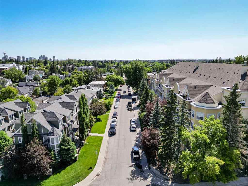 MLS® A2237094 - Unit #303 1631 28 Avenue SW in South Calgary Calgary, Residential