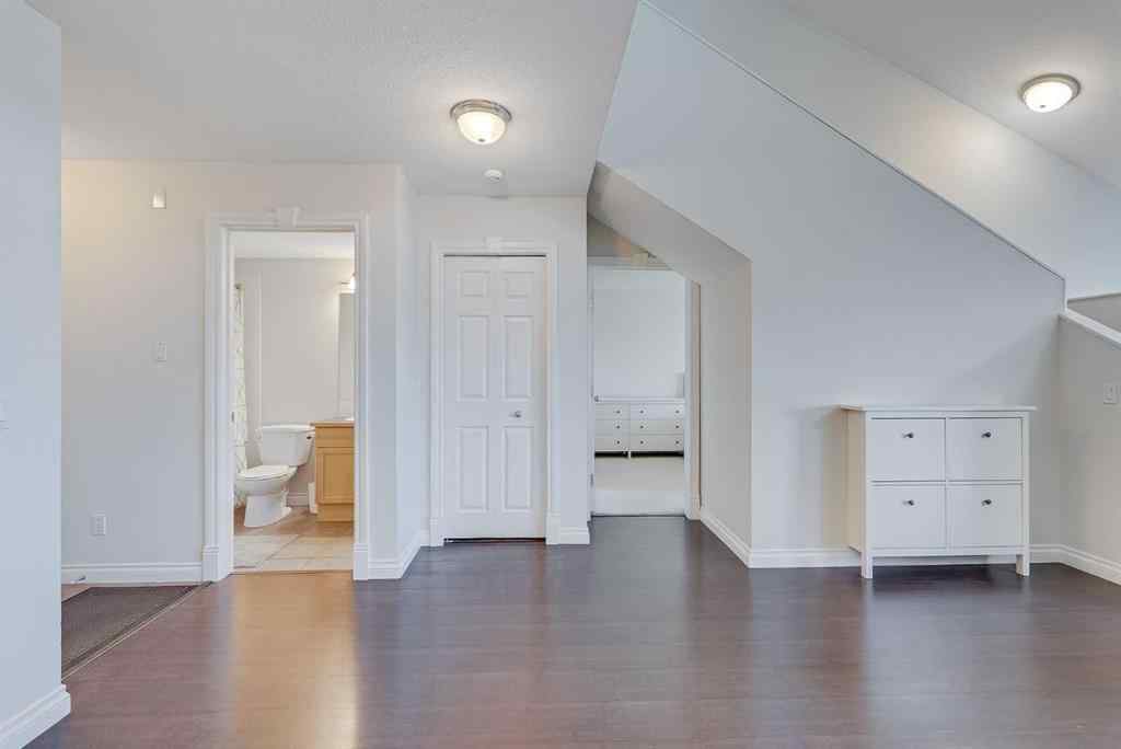 MLS® A2237094 - Unit #303 1631 28 Avenue SW in South Calgary Calgary, Residential