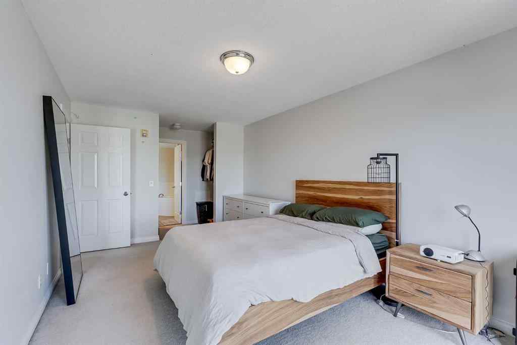 MLS® A2237094 - Unit #303 1631 28 Avenue SW in South Calgary Calgary, Residential