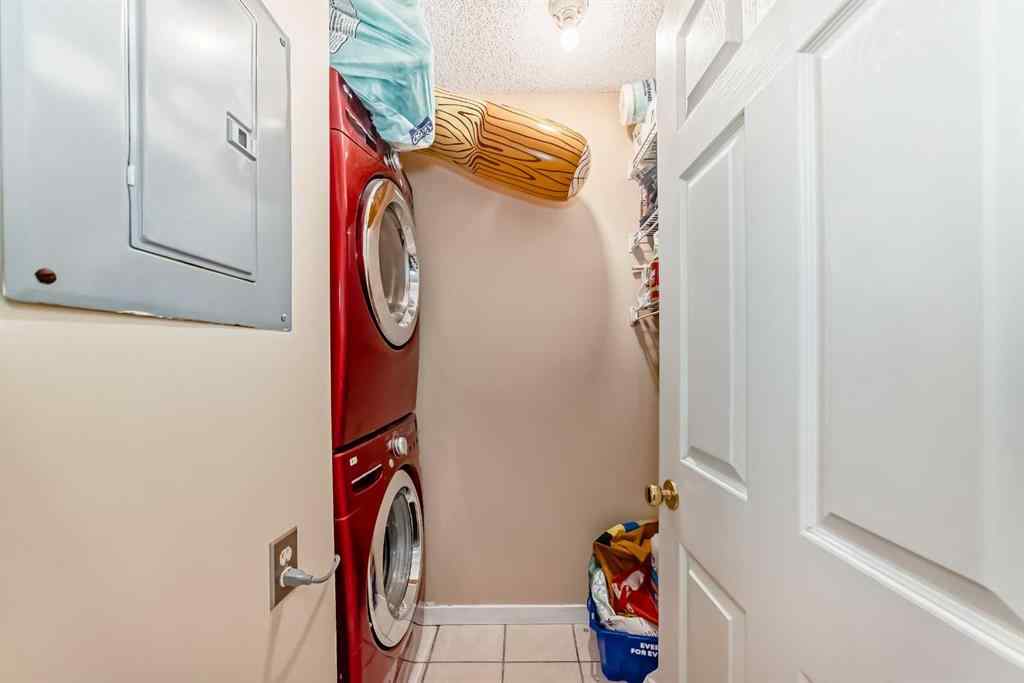 MLS® A2237108 - Unit #33 2033 Edenwold Heights NW in Edgemont Calgary, Residential