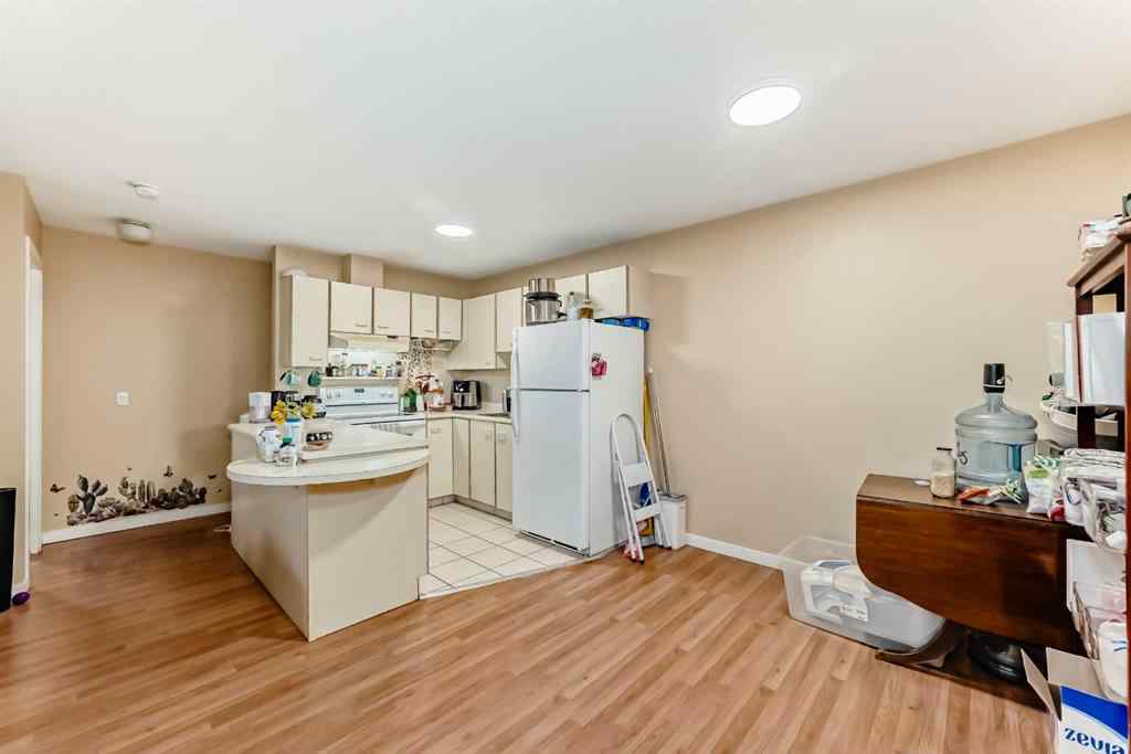 MLS® A2237108 - Unit #33 2033 Edenwold Heights NW in Edgemont Calgary, Residential