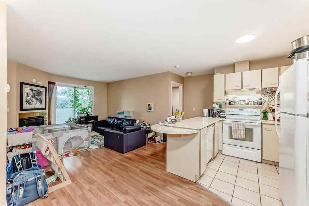 MLS® A2237108 - Unit #33 2033 Edenwold Heights NW in Edgemont Calgary, Residential