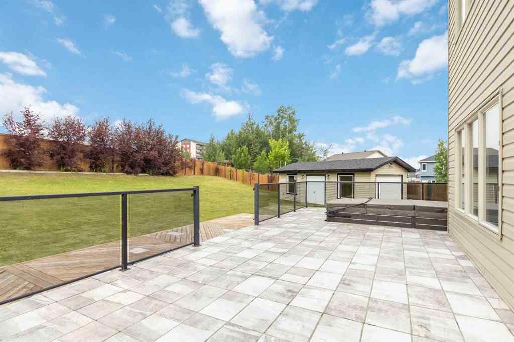 MLS® A2237110 - 172 GRAVELSTONE Way  in Stonecreek Fort McMurray, Residential