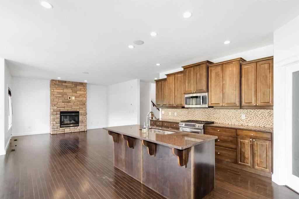 MLS® A2237110 - 172 GRAVELSTONE Way  in Stonecreek Fort McMurray, Residential