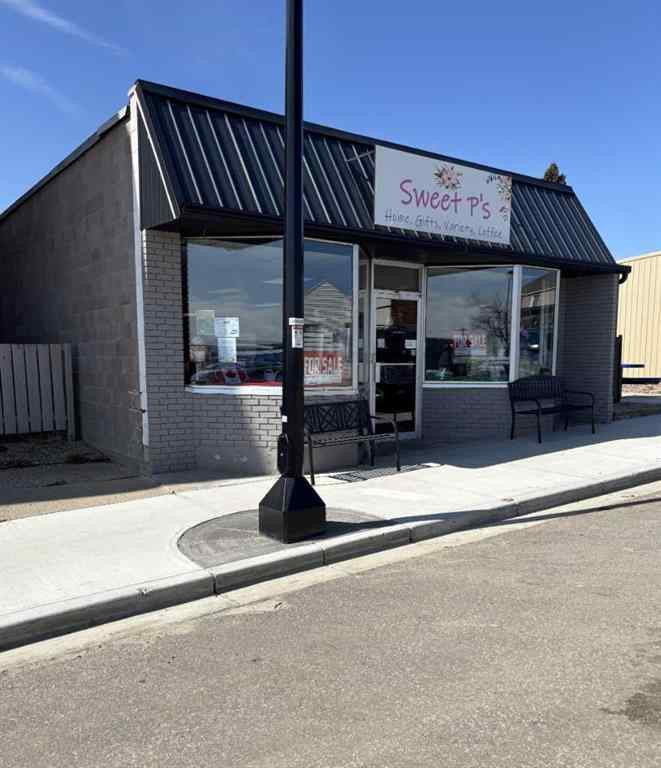 MLS® A2237127 - 305 Main Street  in NONE Trochu, Commercial