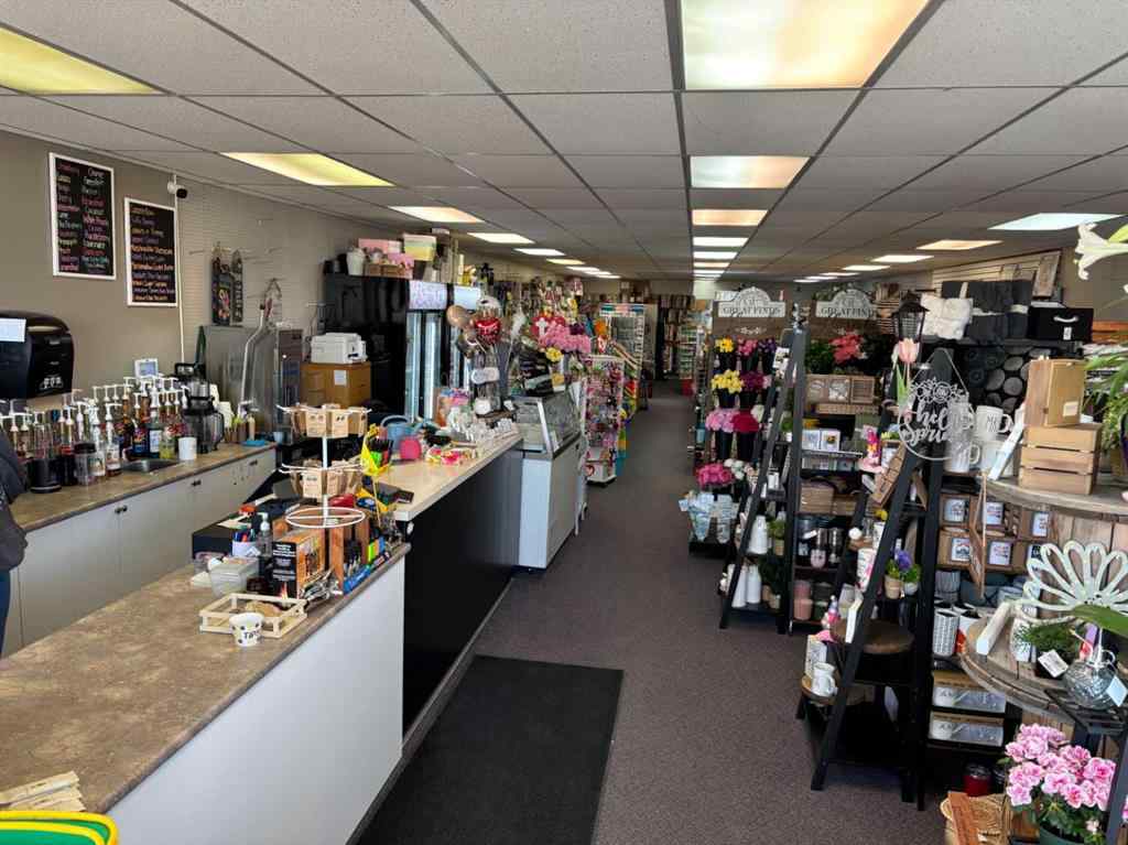 MLS® A2237127 - 305 Main Street  in NONE Trochu, Commercial
