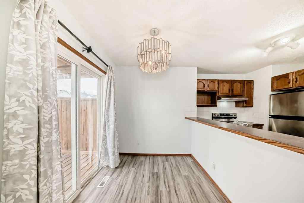 MLS® A2237152 - 52 Saddleback Way NE in Saddle Ridge Calgary, Residential