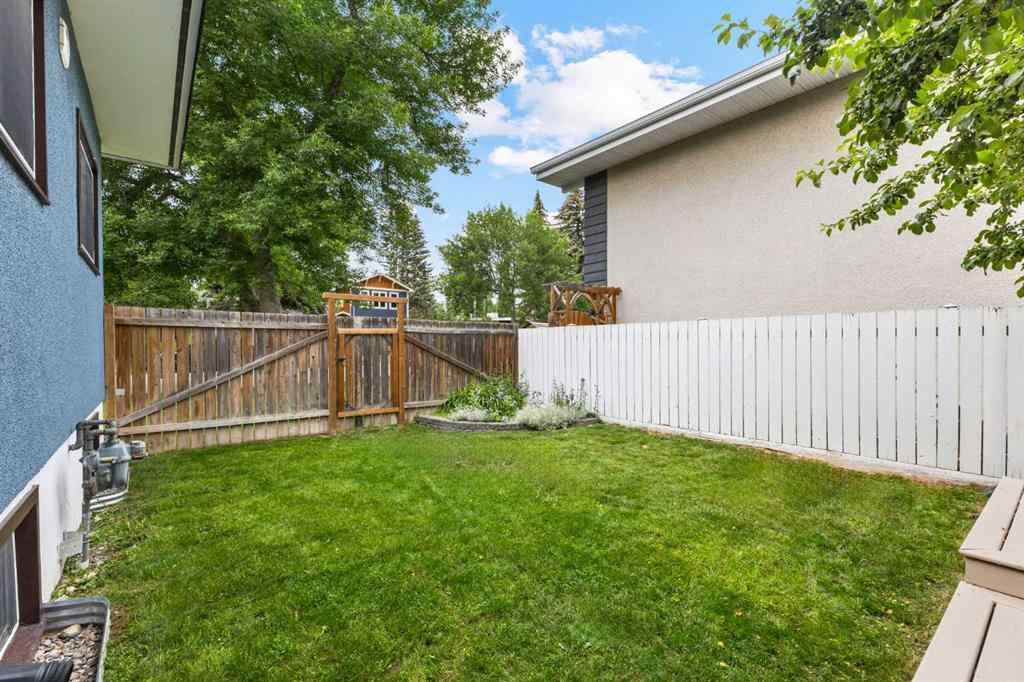 MLS® A2237163 - 20 Gissing Drive SW in Glamorgan Calgary, Residential