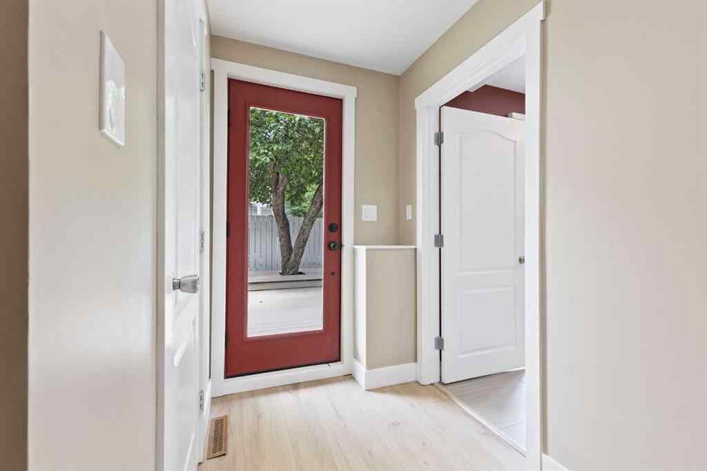 MLS® A2237163 - 20 Gissing Drive SW in Glamorgan Calgary, Residential