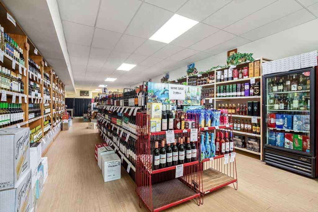 MLS® A2237164 - 133 5th Avenue SW in NONE High River, Commercial