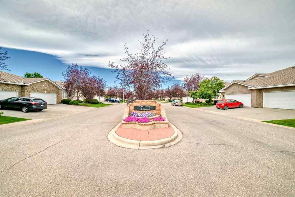 MLS® A2237172 - 11 Hamptons Bay NW in Hamptons Calgary, Residential