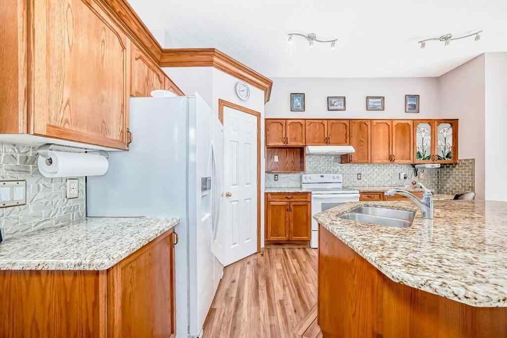 MLS® A2237172 - 11 Hamptons Bay NW in Hamptons Calgary, Residential