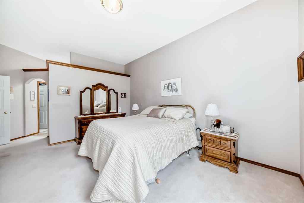 MLS® A2237172 - 11 Hamptons Bay NW in Hamptons Calgary, Residential