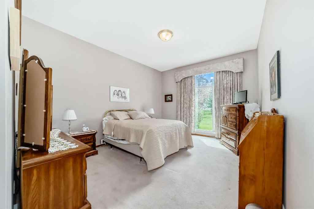 MLS® A2237172 - 11 Hamptons Bay NW in Hamptons Calgary, Residential