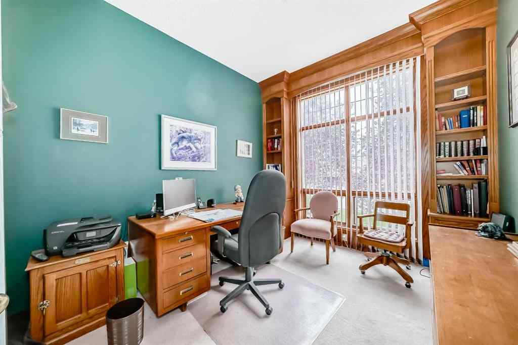 MLS® A2237172 - 11 Hamptons Bay NW in Hamptons Calgary, Residential