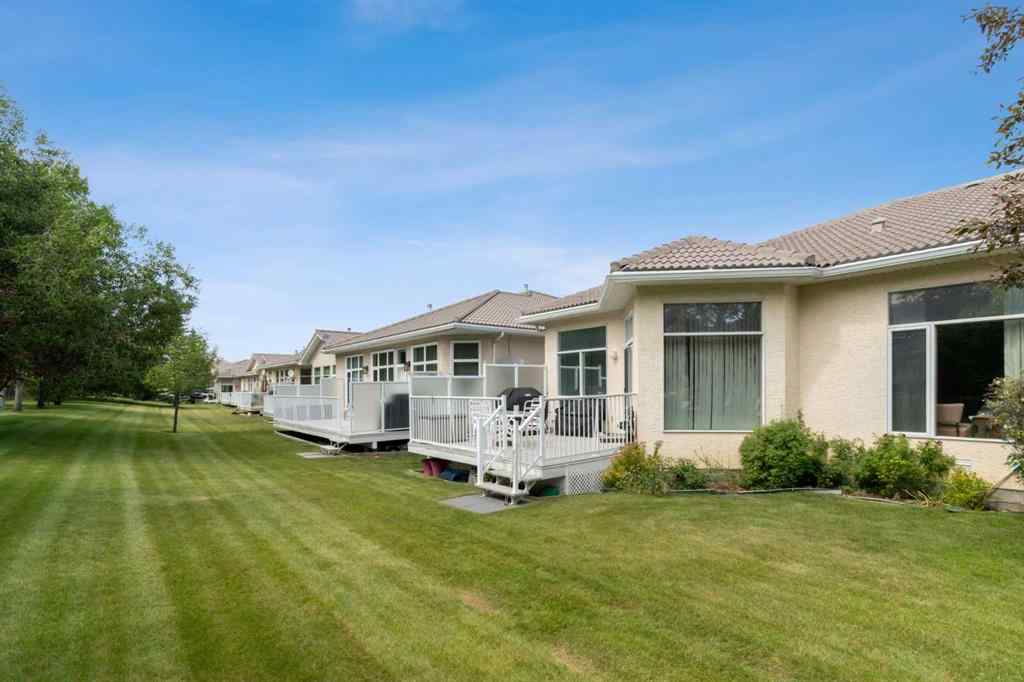 MLS® A2237172 - 11 Hamptons Bay NW in Hamptons Calgary, Residential