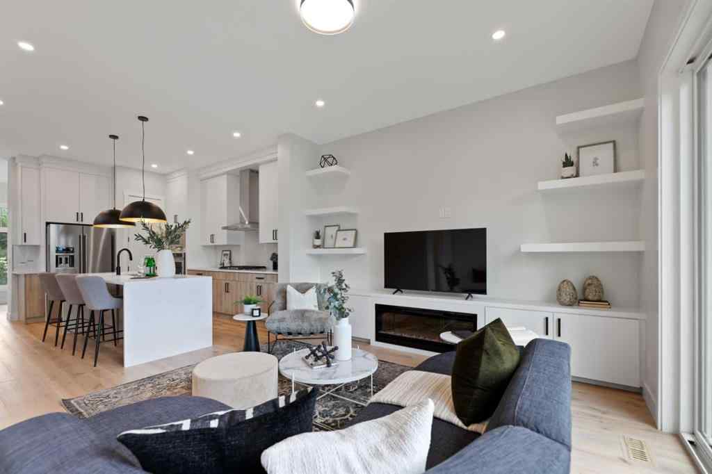 MLS® A2237203 - 2110 23 Avenue SW in Richmond Calgary, Residential