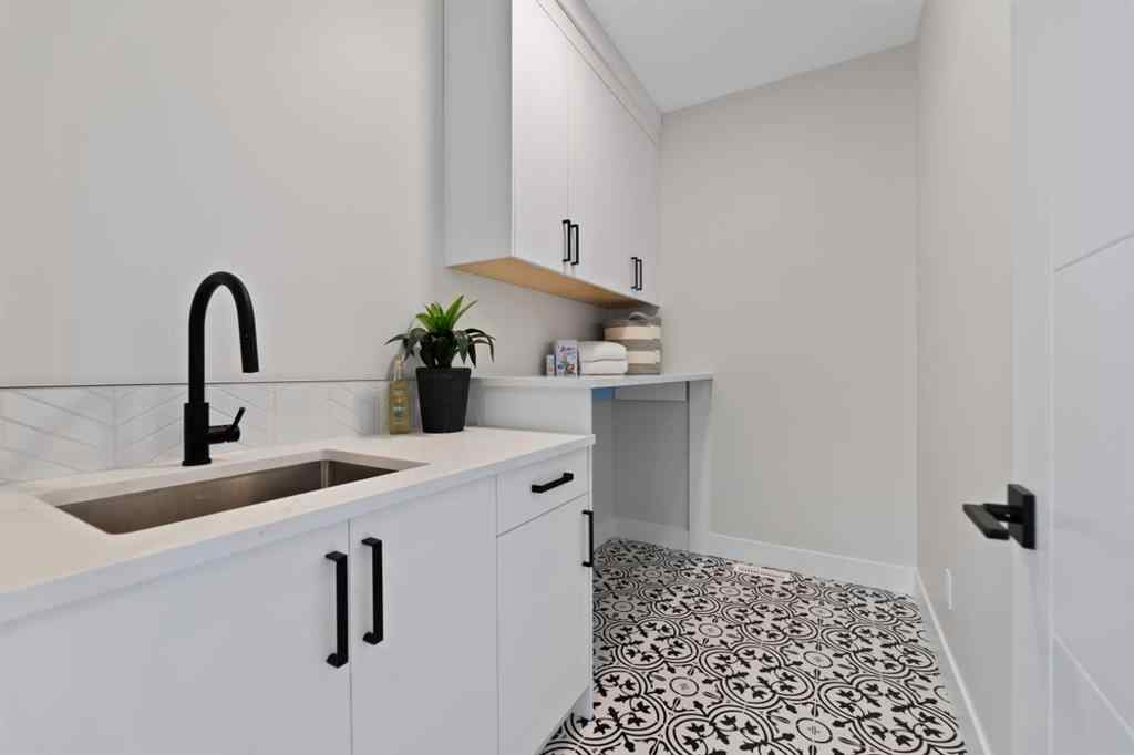 MLS® A2237203 - 2110 23 Avenue SW in Richmond Calgary, Residential