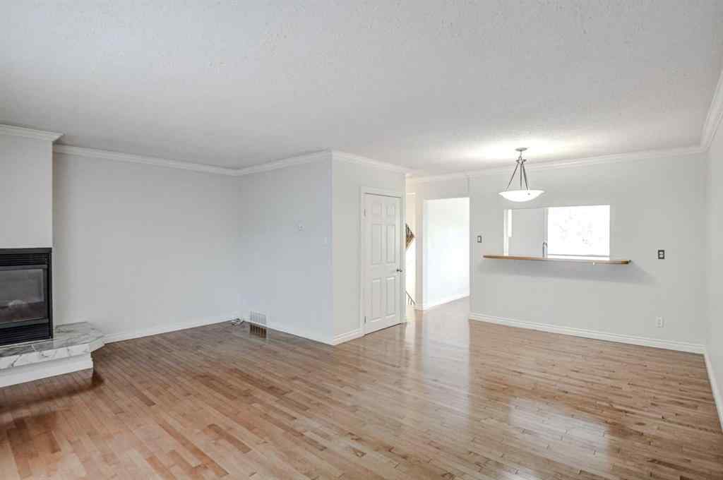 MLS® A2237206 - Unit #98 210 86 Avenue SE in Acadia Calgary, Residential