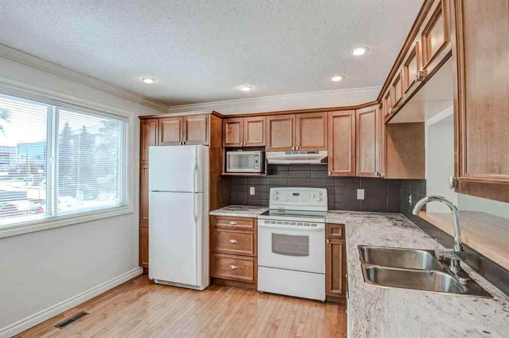 MLS® A2237206 - Unit #98 210 86 Avenue SE in Acadia Calgary, Residential