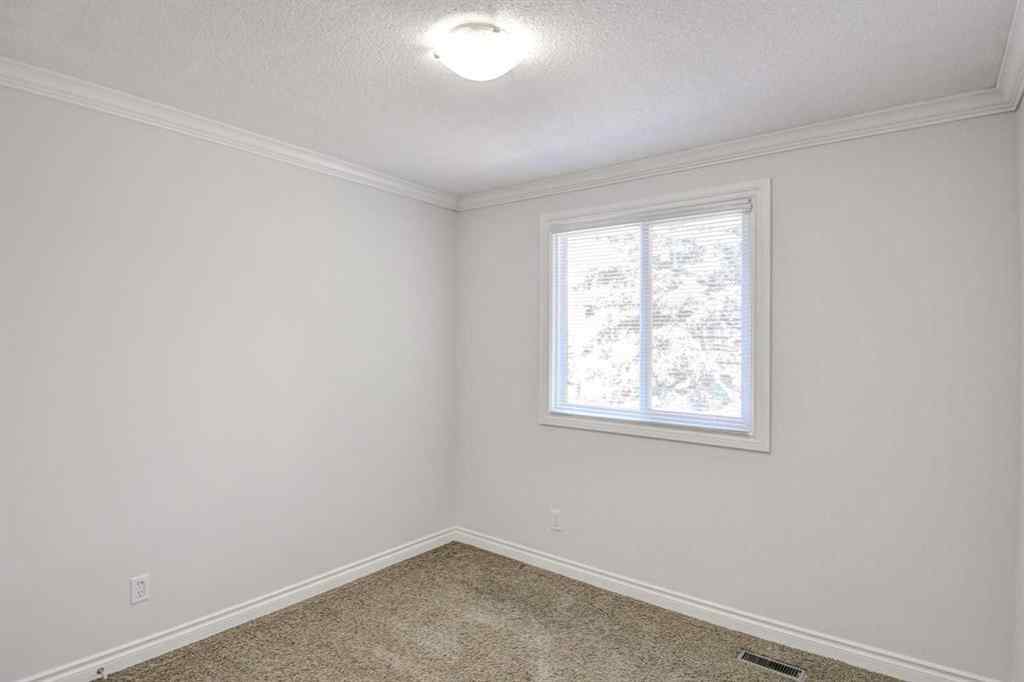 MLS® A2237206 - Unit #98 210 86 Avenue SE in Acadia Calgary, Residential