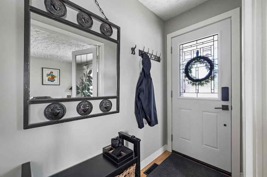 MLS® A2237209 - 2326 19 Street SW in Bankview Calgary, Residential