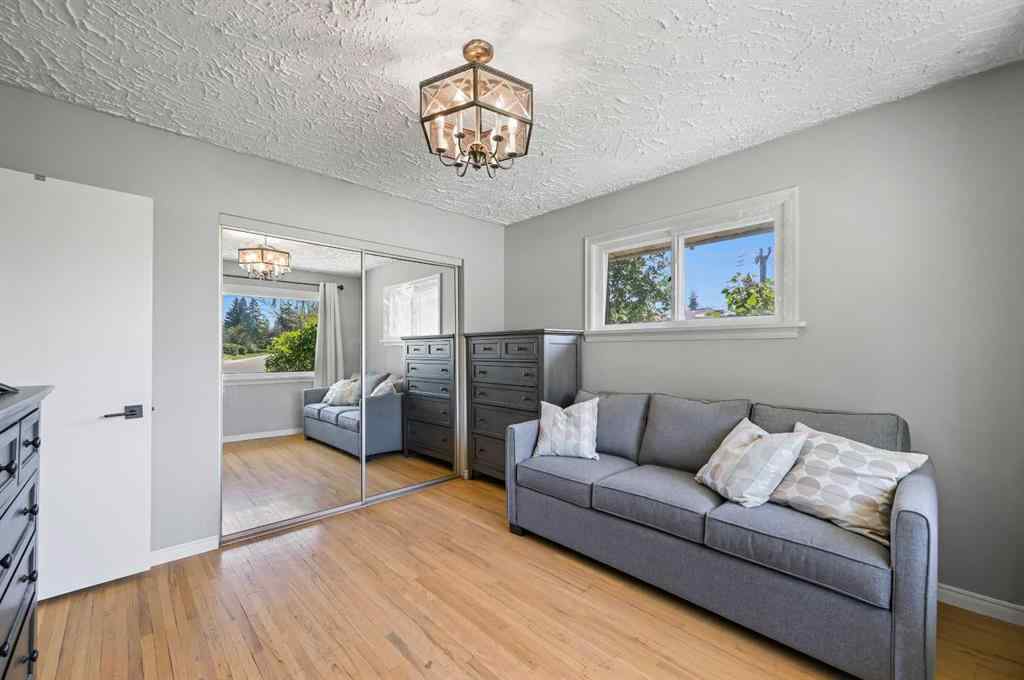 MLS® A2237209 - 2326 19 Street SW in Bankview Calgary, Residential