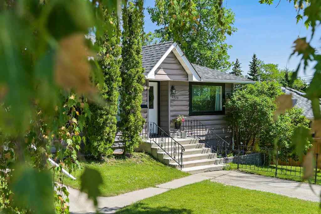 MLS® A2237209 - 2326 19 Street SW in Bankview Calgary, Residential